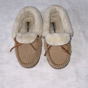 Size 6 moccasins